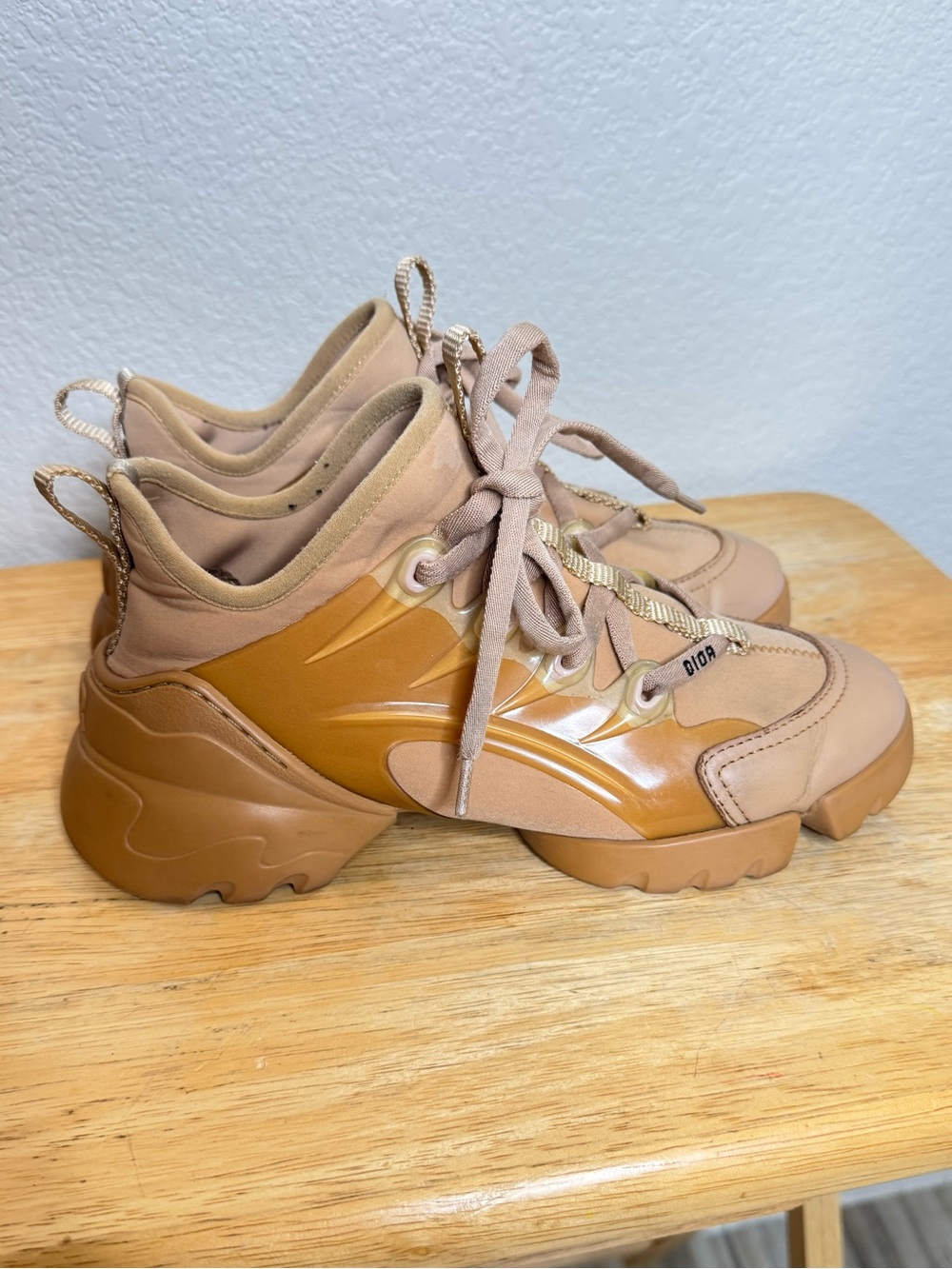 Christian Dior Nude Beige Sneakers EU 36.5 Designer Athleisure Shoes Trainers